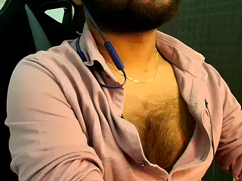 Snapshot of SHENOY3 chatting on 05-20-26, 06:49 SHENOY3 online show from 05-20-26, 06:49