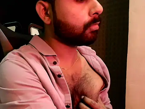 Snapshot of SHENOY3 chatting on 04-19-26, 02:07 SHENOY3 online show from 04-19-26, 02:07
