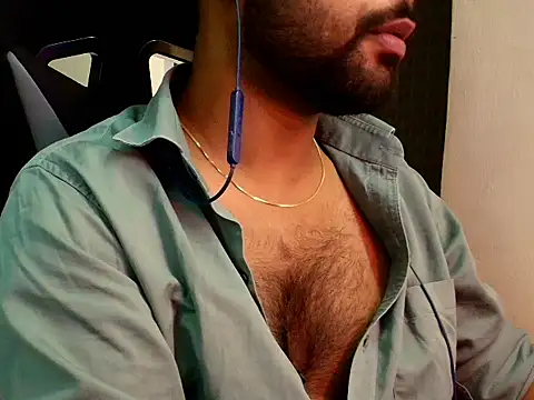 Snapshot of SHENOY3 chatting on 05-12-26, 07:09 SHENOY3 online show from 05-12-26, 07:09