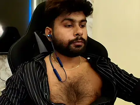 Snapshot of SHENOY3 chatting on 05-31-26, 02:23 SHENOY3 online show from 05-31-26, 02:23