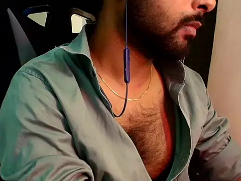 Snapshot of SHENOY3 chatting on 05-14-26, 08:06 SHENOY3 online show from 05-14-26, 08:06