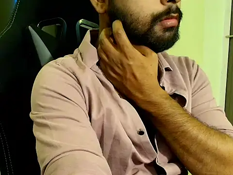 Snapshot of SHENOY3 chatting on 05-28-26, 02:12 SHENOY3 online show from 05-28-26, 02:12