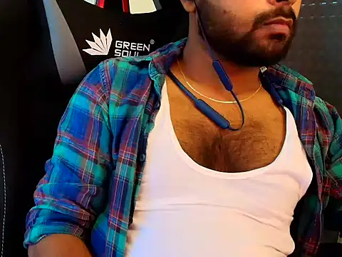 Snapshot of SHENOY3 chatting on 06-12-26, 08:45 SHENOY3 online show from 06-12-26, 08:45