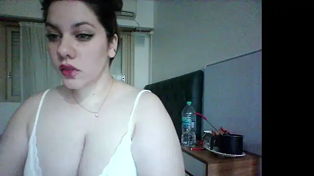 Snapshot of Janefruti chatting on 01-07-26, 03:44 Janefruti online show from 01-07-26, 03:44