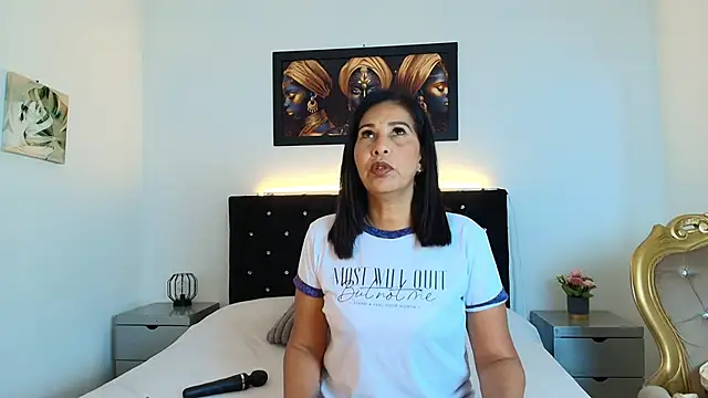 Shanon mature online show from 04-09-26, 12:00