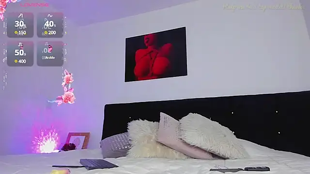 Snapshot of Stacy_Malibu1 chatting on 01-25-25, 11:54 Stacy Malibu1 online show from 01-25-25, 11:54