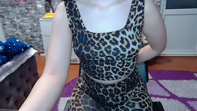 Snapshot of _Mari____ chatting on 03-31-26, 07:54 Mari online show from 03-31-26, 07:54