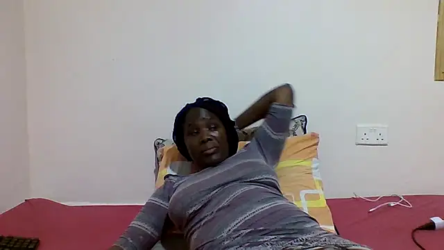 sweetelle09 online show from 02-01-26, 07:45