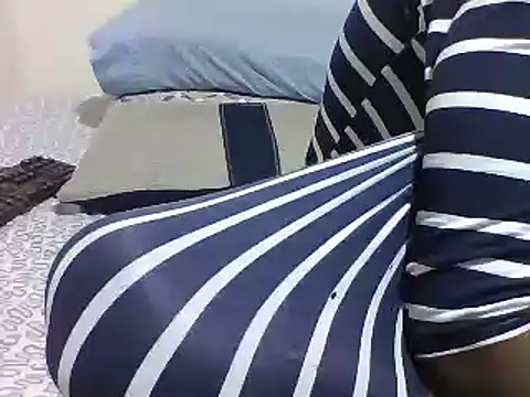 sweetelle09 online show from 03-18-25, 11:09