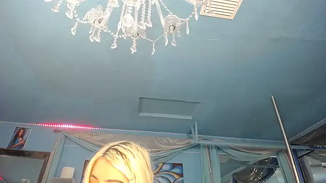 Snapshot of ADRIANNA_FOX chatting on 05-22-26, 03:21 ADRIANNA FOX online show from 05-22-26, 03:21