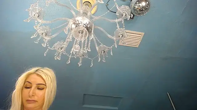 Snapshot of ADRIANNA_FOX chatting on 05-10-26, 11:06 ADRIANNA FOX online show from 05-10-26, 11:06