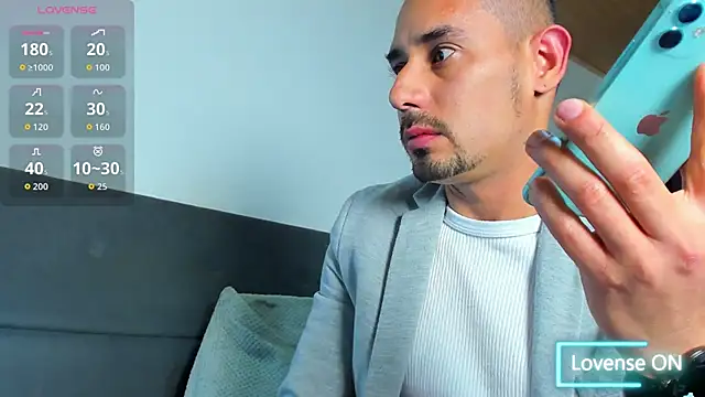 jhonyalzate2 online show from 03-11-26, 04:17