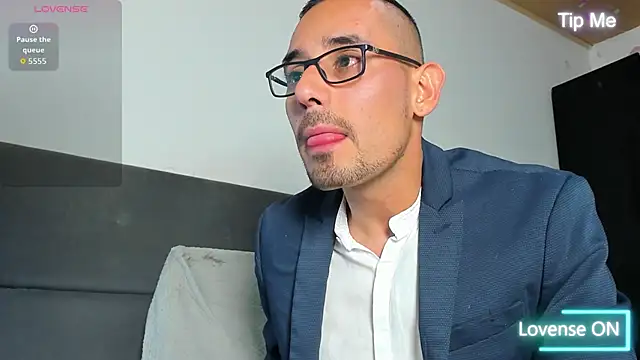 jhonyalzate2 online show from 03-20-26, 03:40