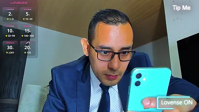 jhonyalzate2 online show from 10-22-25, 02:11