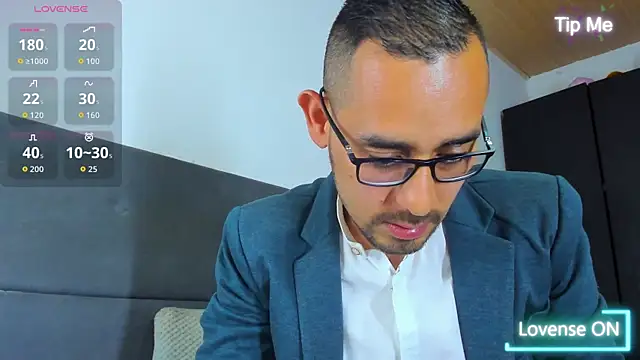 jhonyalzate2 online show from 10-03-25, 02:04
