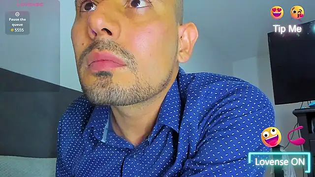 jhonyalzate2 online show from 02-04-25, 02:39