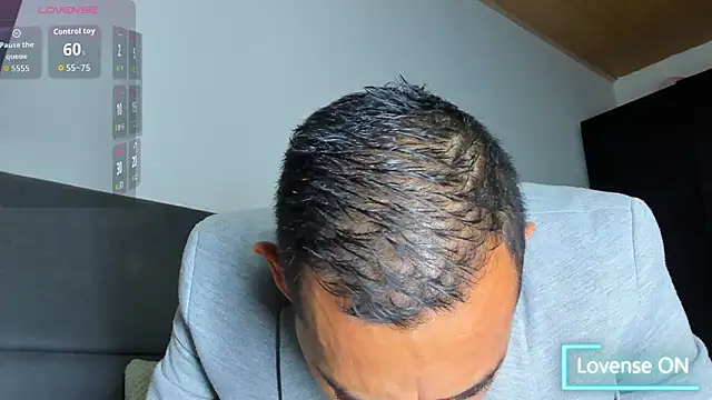 jhonyalzate2 online show from 11-25-25, 02:45