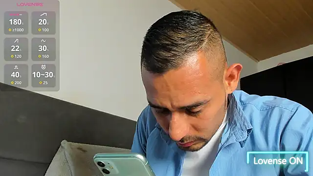 jhonyalzate2 online show from 03-06-26, 03:12