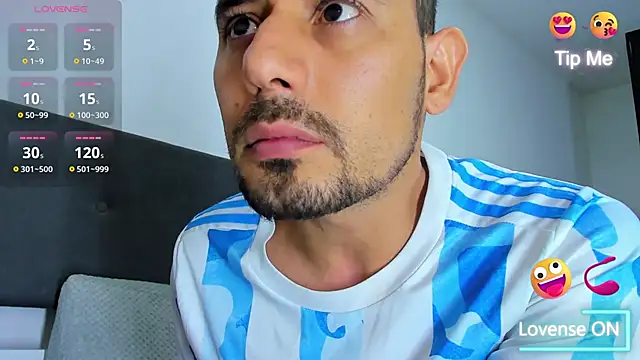 jhonyalzate2 online show from 03-11-25, 11:47