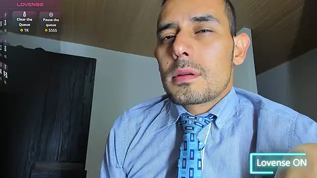 jhonyalzate2 online show from 10-31-25, 03:36