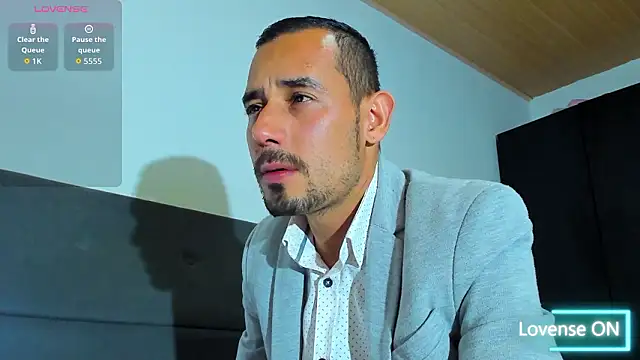 Snapshot of jhonyalzate2 chatting on 02-04-26, 02:39 jhonyalzate2 online show from 02-04-26, 02:39