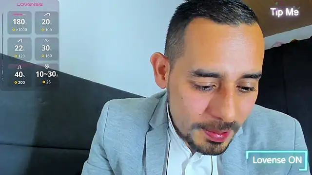 jhonyalzate2 online show from 09-18-25, 02:47