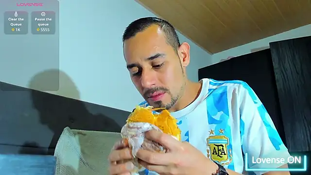 Snapshot of jhonyalzate2 chatting on 02-01-26, 01:59 jhonyalzate2 online show from 02-01-26, 01:59