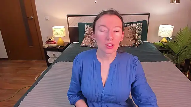 Snapshot of CatherineWalls chatting on 06-16-26, 02:11 CatherineWalls online show from 06-16-26, 02:11