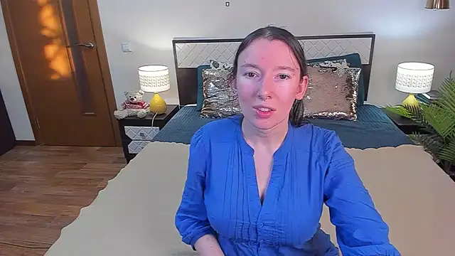 Snapshot of CatherineWalls chatting on 06-02-26, 01:49 CatherineWalls online show from 06-02-26, 01:49