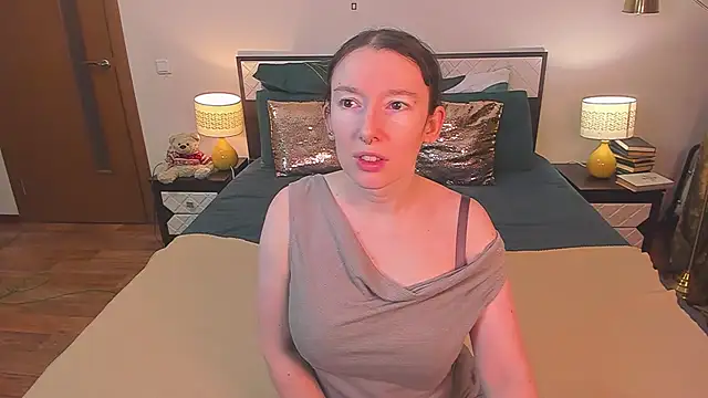 CatherineWalls online show from 02-09-26, 04:32