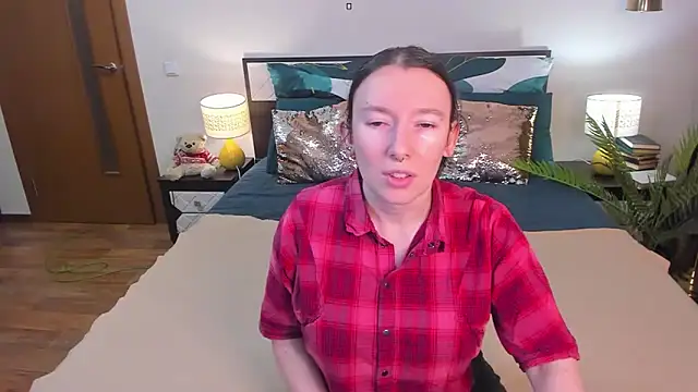 CatherineWalls online show from 02-20-26, 04:09