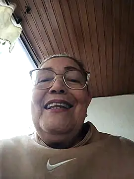 Vicky Rosse online show from 03-19-26, 05:35