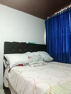 Vicky Rosse online show from 11-05-25, 07:17