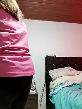 Vicky Rosse online show from 02-28-26, 07:46