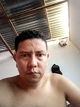 Snapshot of Lachuchaenlacara1988 chatting on 04-20-26, 01:56 Lachuchaenlacara1988 online show from 04-20-26, 01:56