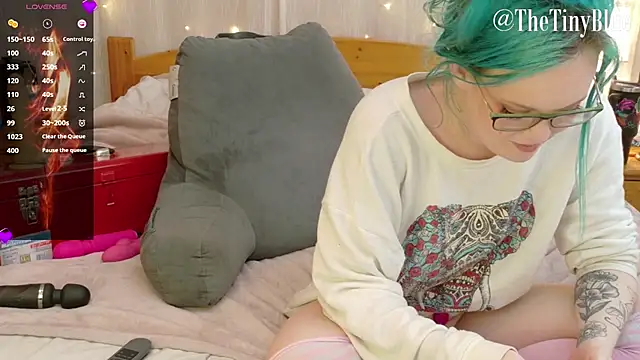 thetinyblue online show from 03-03-25, 09:48