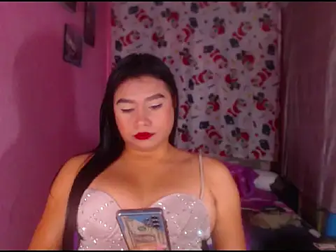 katrinawillff online show from 12-18-25, 09:51