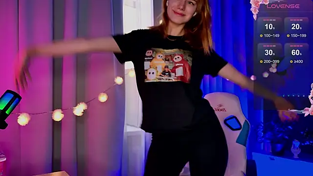 Ramona    online show from 03-20-25, 06:08