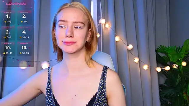 Ramona    online show from 10-21-25, 06:02