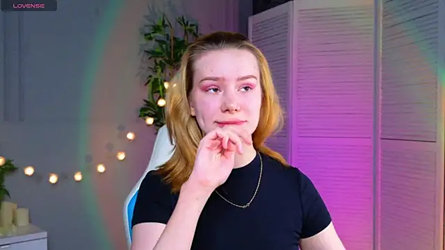 Ramona    online show from 04-10-26, 01:29