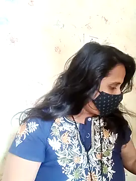 Snapshot of Indiantina chatting on 11-14-25, 08:18 Indiantina online show from 11-14-25, 08:18