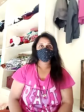 Snapshot of Indiantina chatting on 11-09-25, 07:23 Indiantina online show from 11-09-25, 07:23