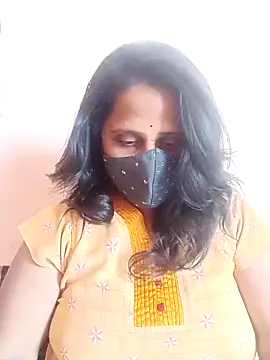 Snapshot of Indiantina chatting on 02-19-26, 10:01 Indiantina online show from 02-19-26, 10:01