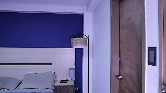 funcouple1985 online show from 10-31-25, 09:11