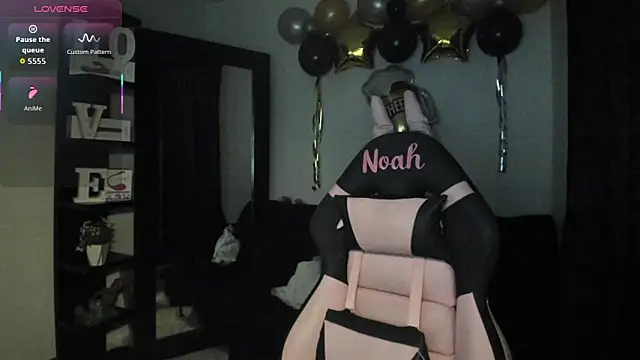 NoahWilliams  online show from 10-03-25, 09:05