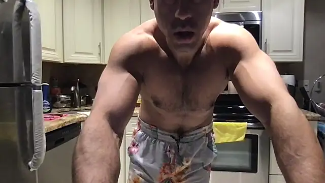 BigGuyMuscle online show from 02-26-26, 03:06