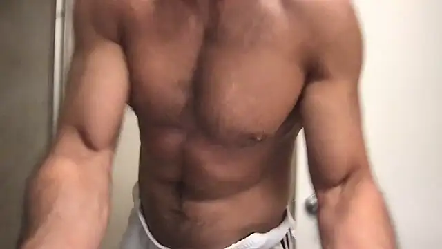 BigGuyMuscle online show from 03-25-26, 02:44