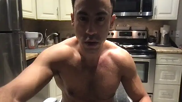 BigGuyMuscle online show from 12-16-25, 09:57