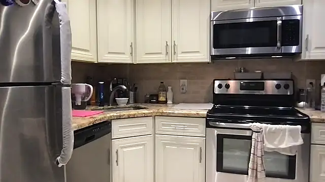 BigGuyMuscle online show from 02-16-26, 09:13