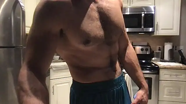 BigGuyMuscle online show from 12-05-25, 02:43